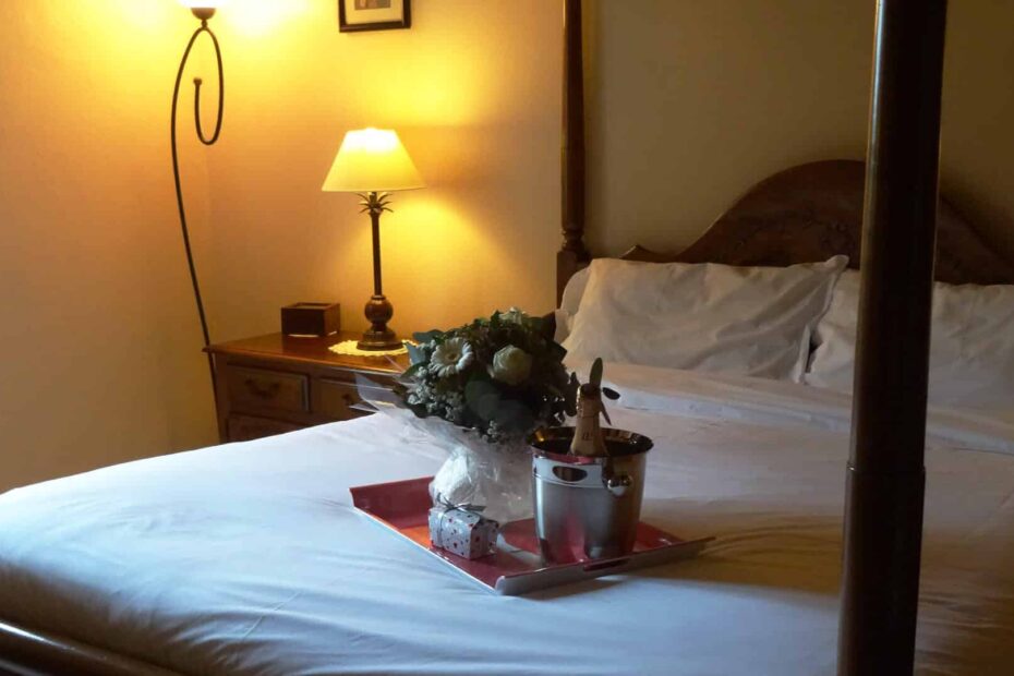 Champagne and flowers during a romantic getaway in the Cognac vineyards