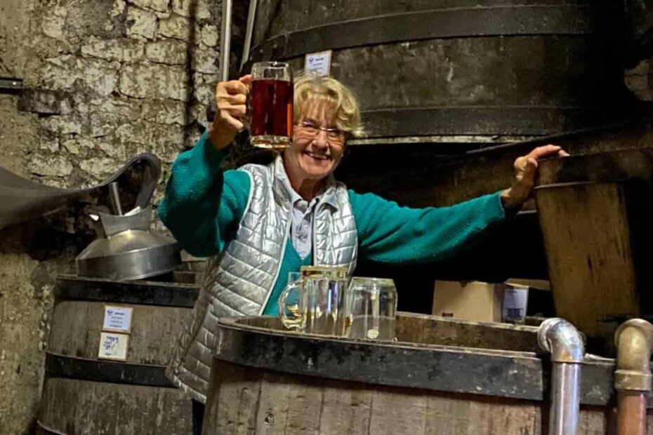 Cognac Tasting Tour, the DMC located in the vineyard of Cognac, wishes you a happy new year 2021